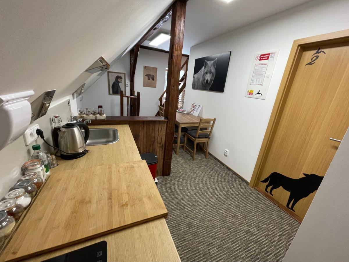 Готель Wolf House Klinovec Лоучна-под-Кліновцем Екстер'єр фото